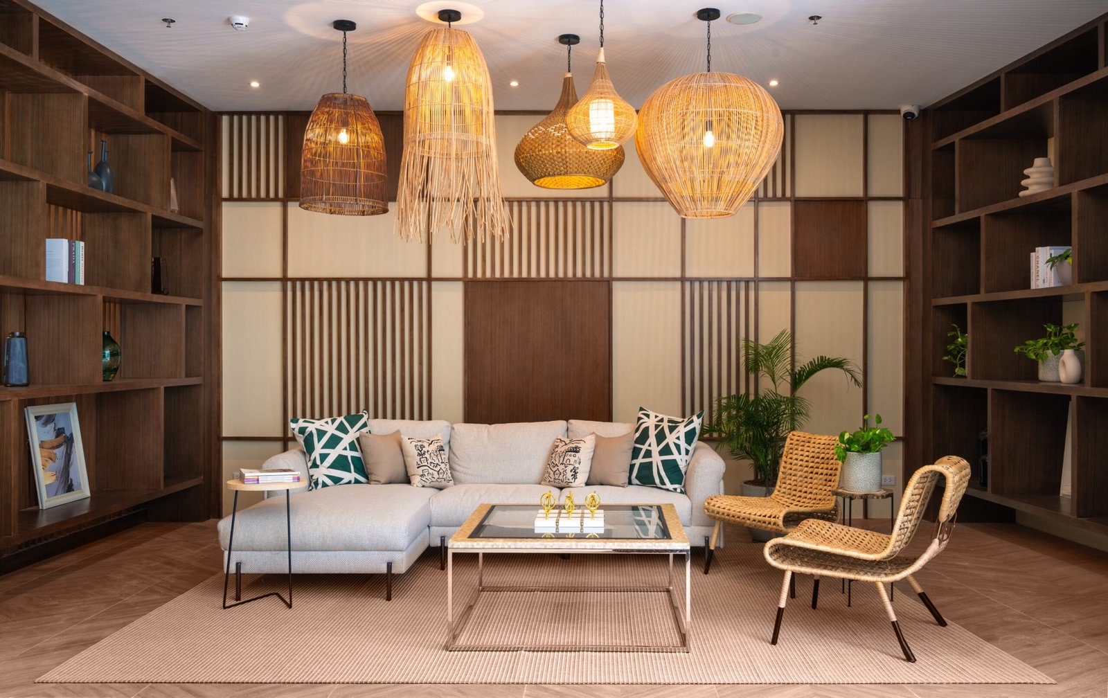 Residential lobby lounge (actual photo)
