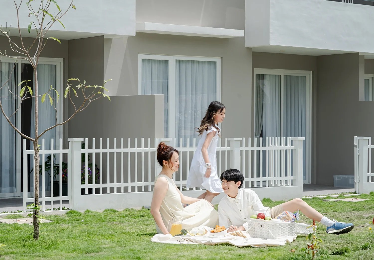 Living at Bridgeport Park (actual photo)